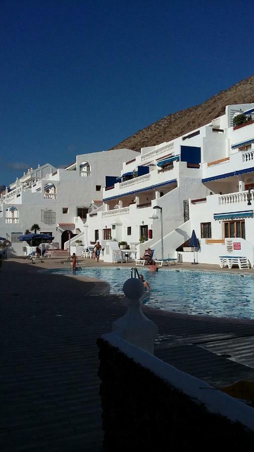 Large Loft In Los Cristianos With Wi-Fi And Pool Arona  Kültér fotó